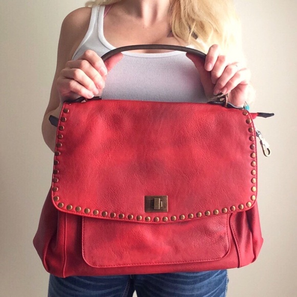 🌿 MUST HAVE 🌿 LARGE Crossbody Leather Satchel - Picture 2 of 8